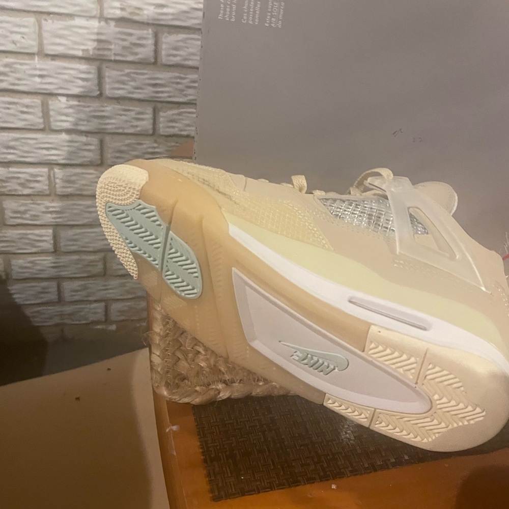 Nike cream